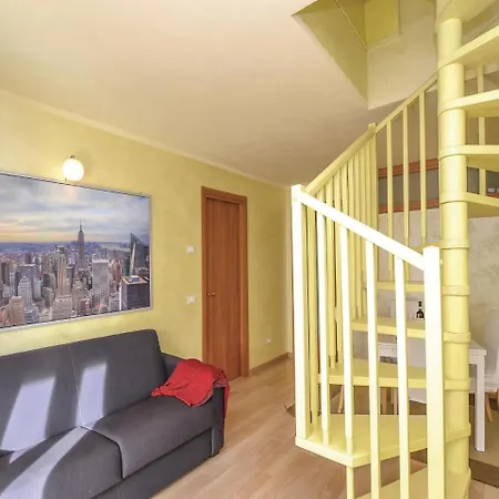 Holiday Villetta Luce Tatil Evi Pieve (Lombardy)